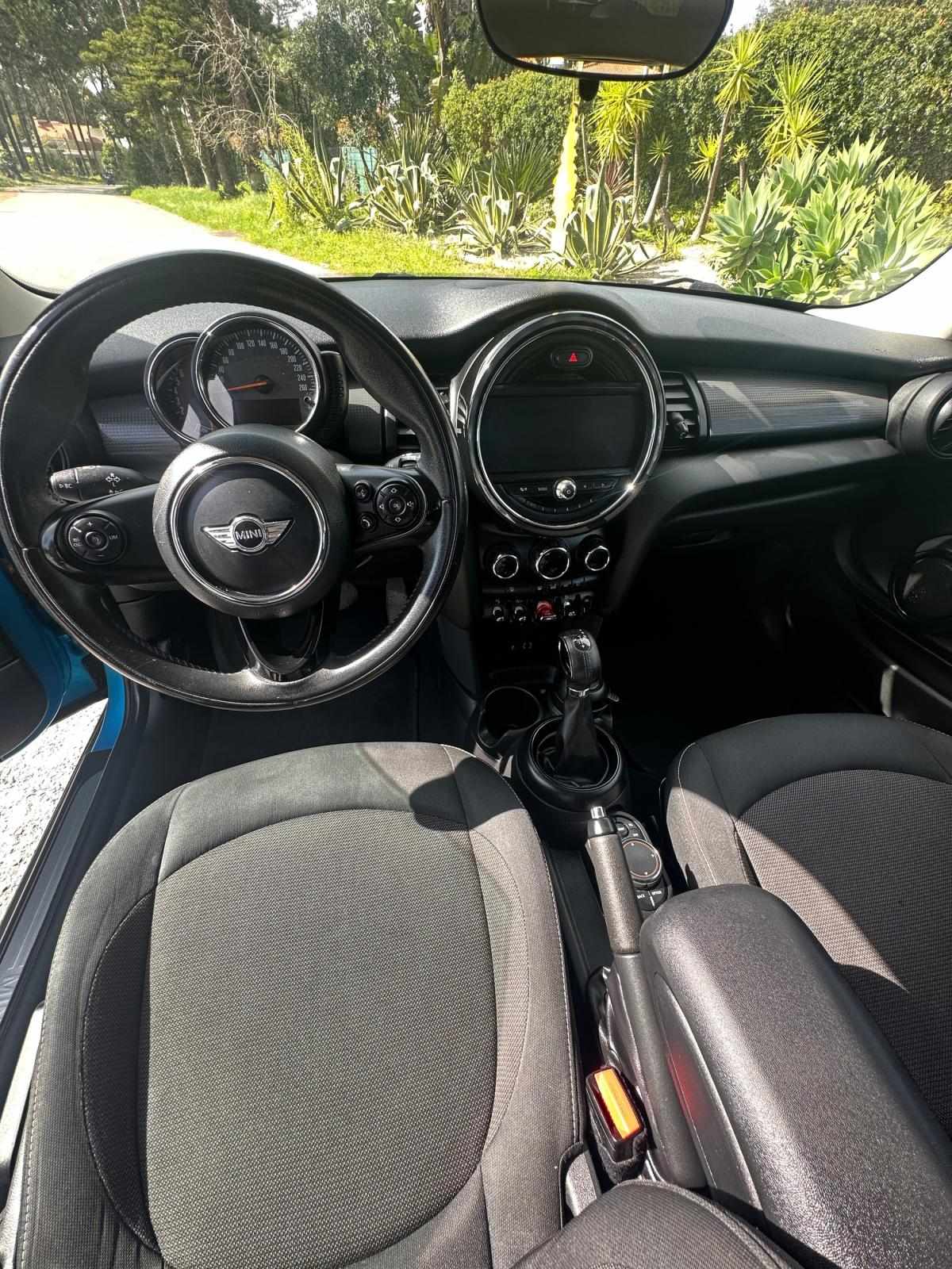mini-cooper-2015-gasolina-1499cc