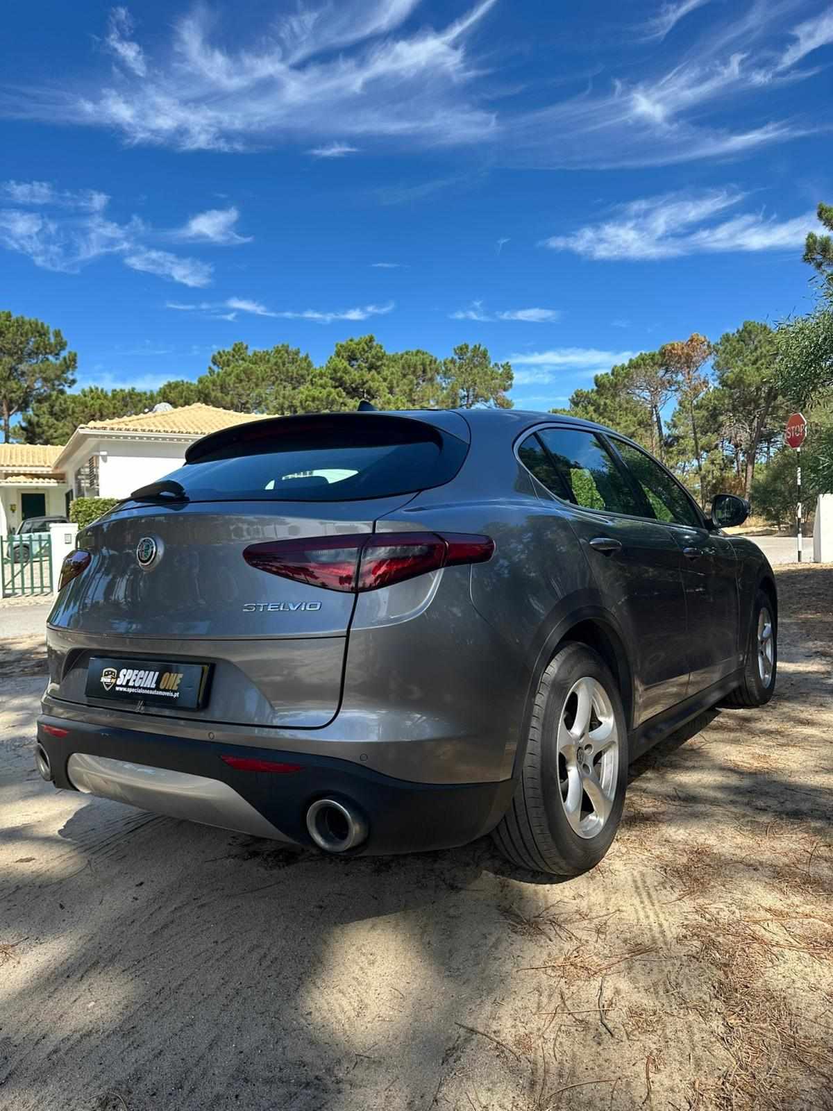alfa-romeo-stelvio-2019-diesel-2143cc