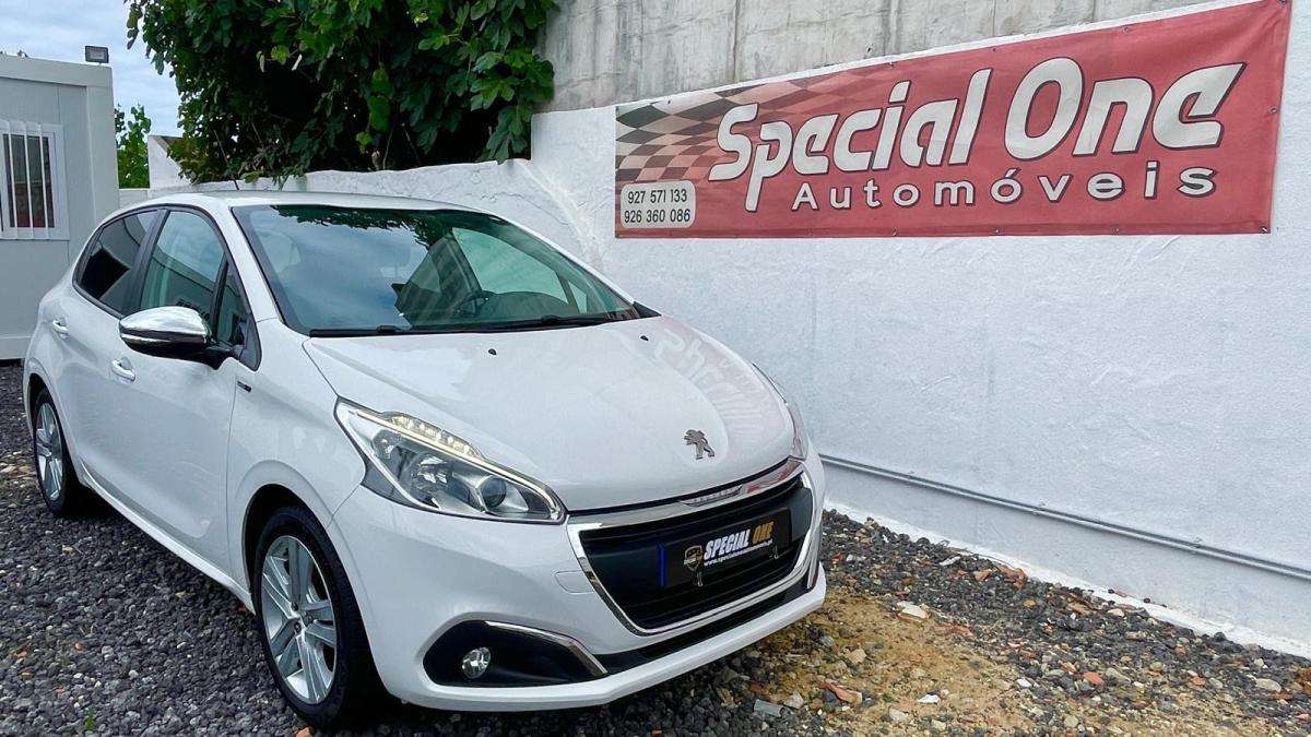 peugeot-208-2016-gasolina-1199cc