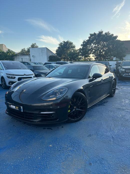 porsche-panamera-sport-turismo-2018-hibrido-a-gasolina-2894cc