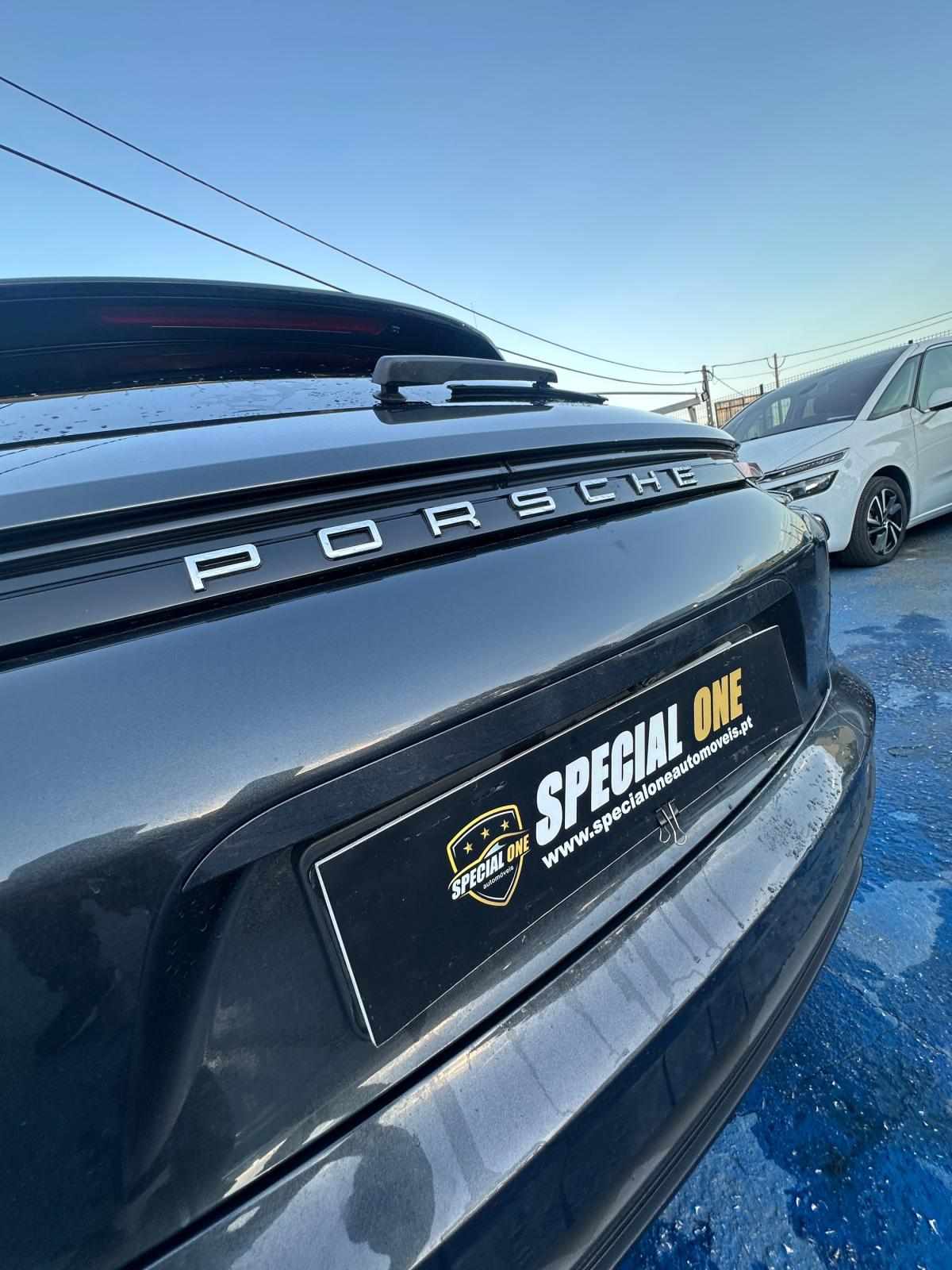 porsche-panamera-sport-turismo-2018-hibrido-a-gasolina-2894cc