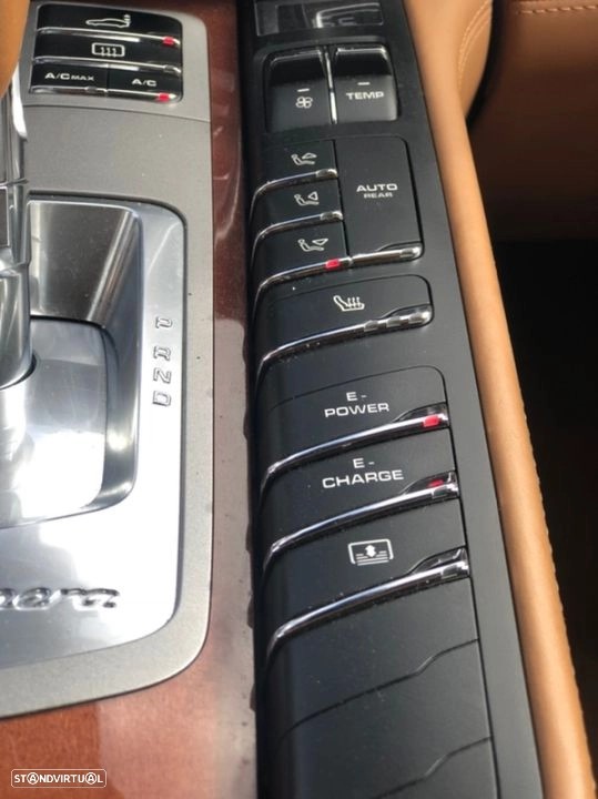 porsche-panamera-2014-hibrido-a-gasolina-2995cc
