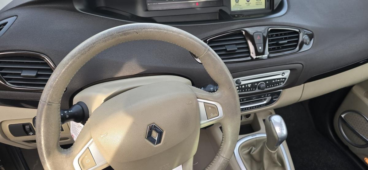renault-scenic-2011-diesel-1461cc