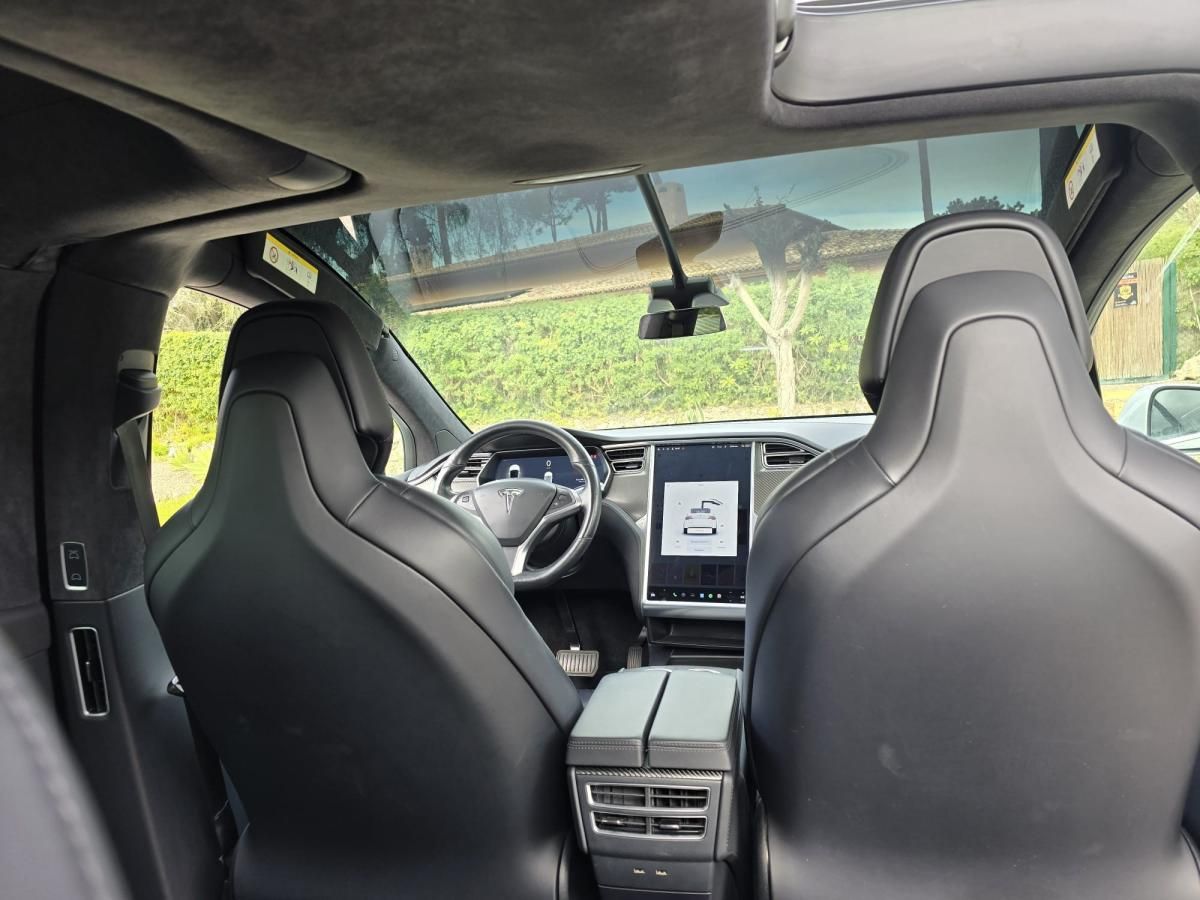 tesla-model-x-2018-eletrico-500cc