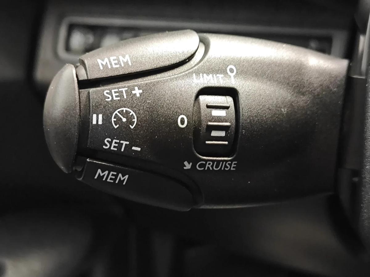 peugeot-3008-2018-diesel-1499cc