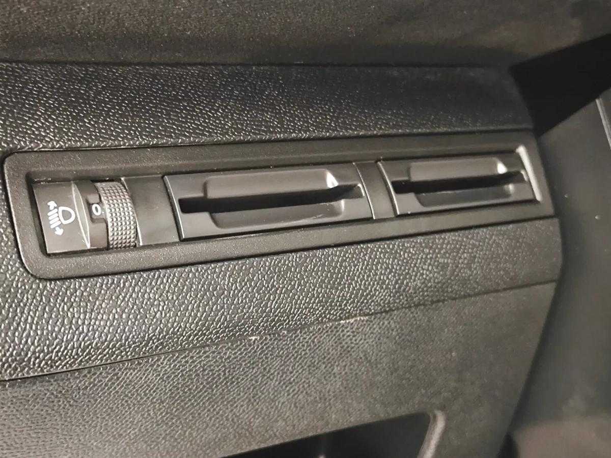 peugeot-3008-2018-diesel-1499cc