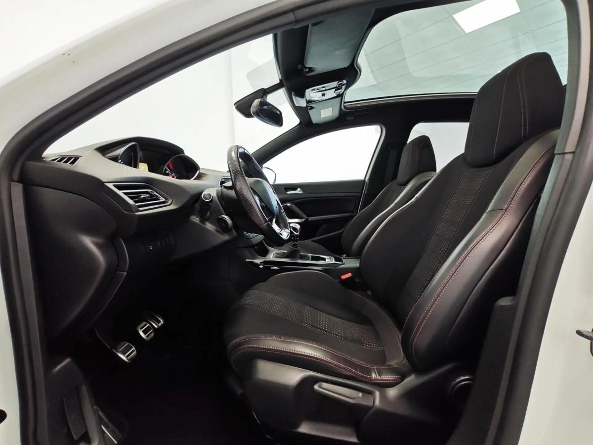 peugeot-308-2018-gasolina-1199cc
