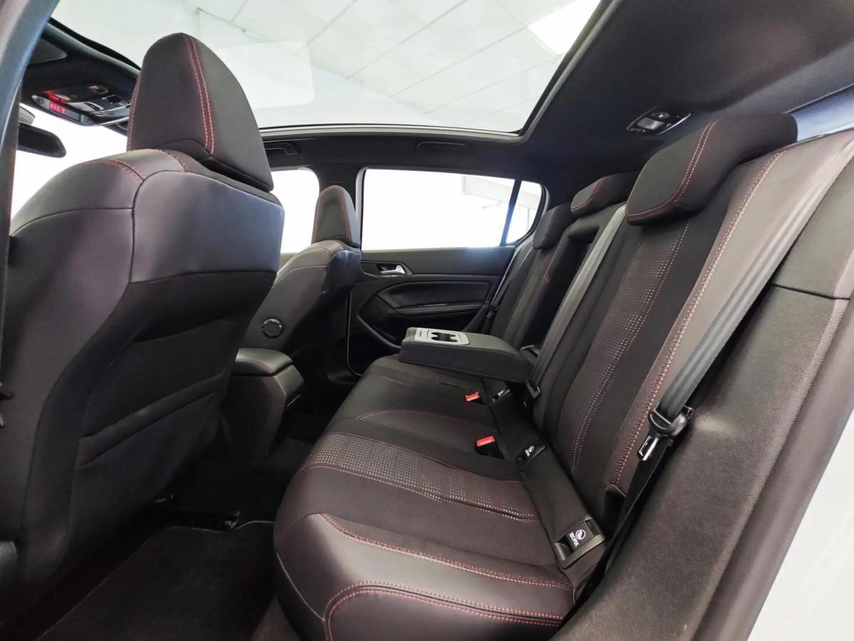 peugeot-308-2018-gasolina-1199cc