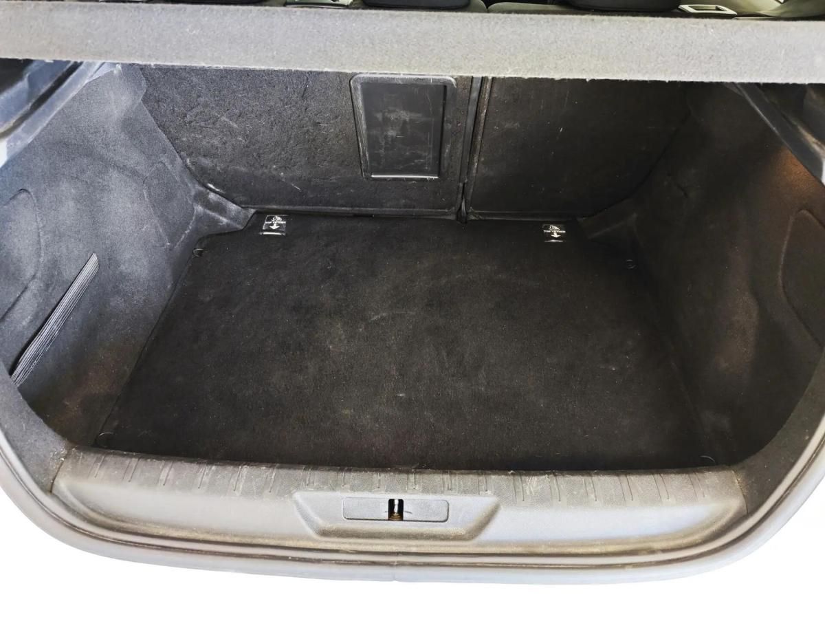 peugeot-308-2018-gasolina-1199cc
