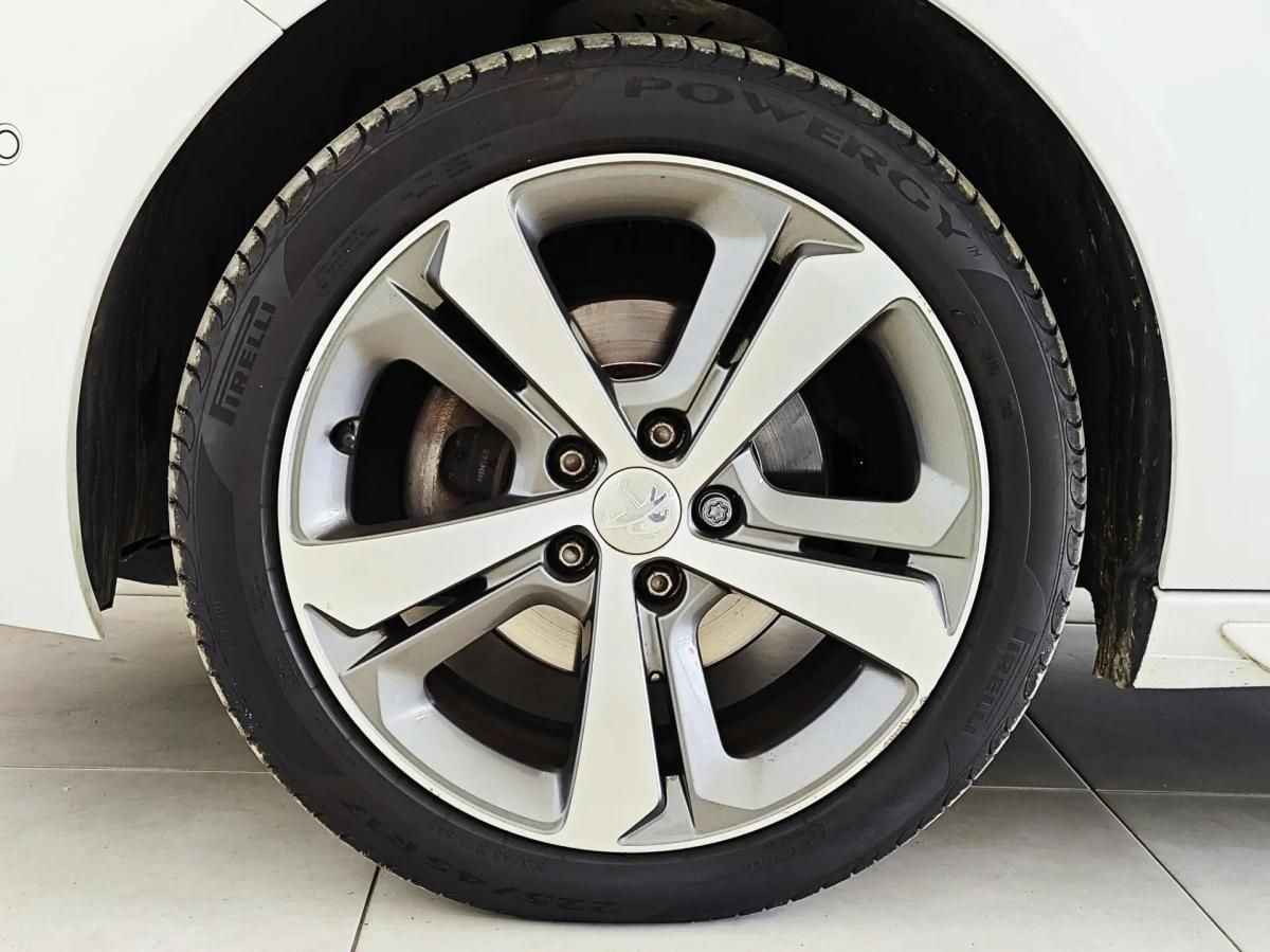 peugeot-308-2018-gasolina-1199cc