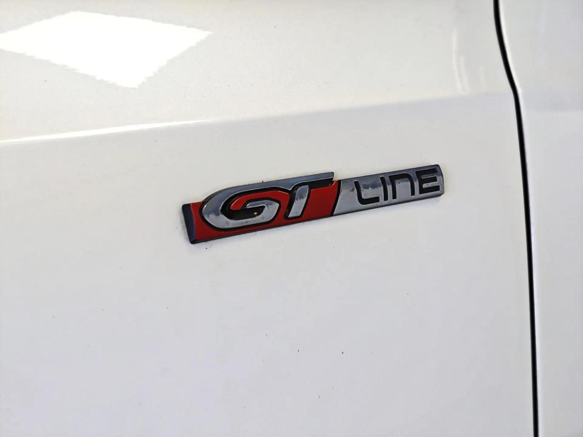 peugeot-308-2018-gasolina-1199cc