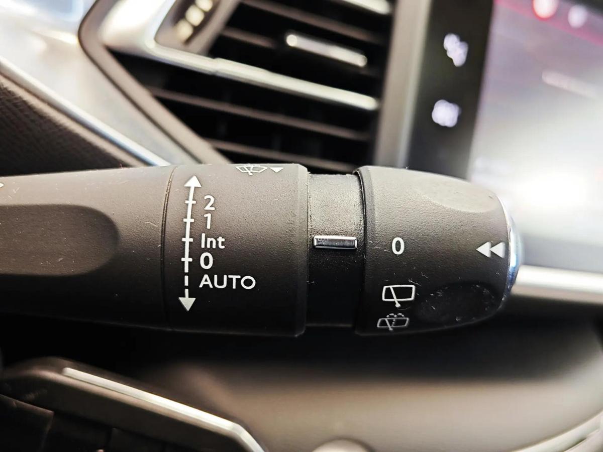 peugeot-308-2018-gasolina-1199cc