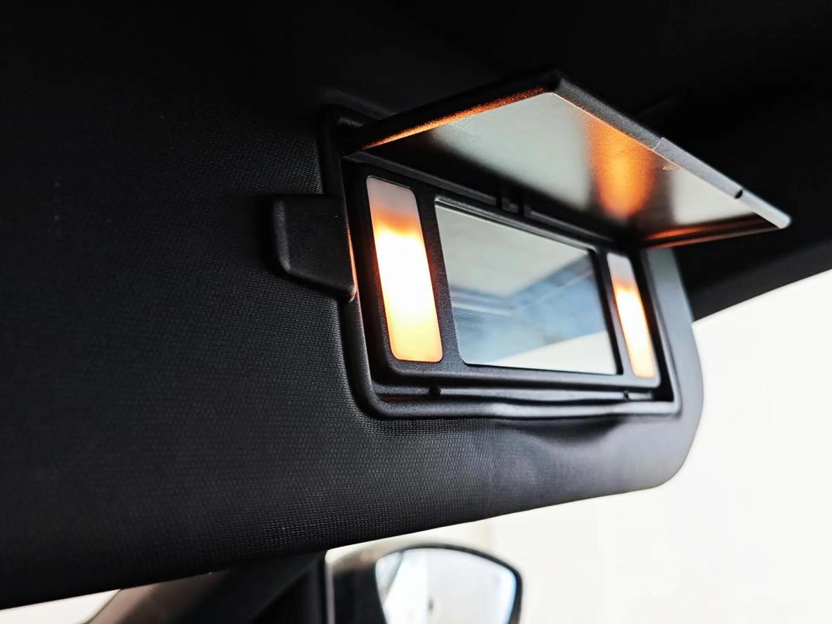 peugeot-308-2018-gasolina-1199cc
