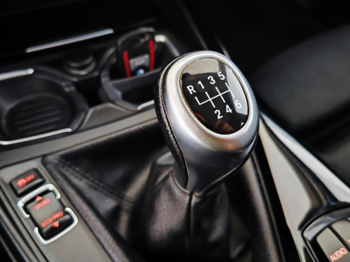 bmw-serie-1-116d-2015-diesel-1496cc