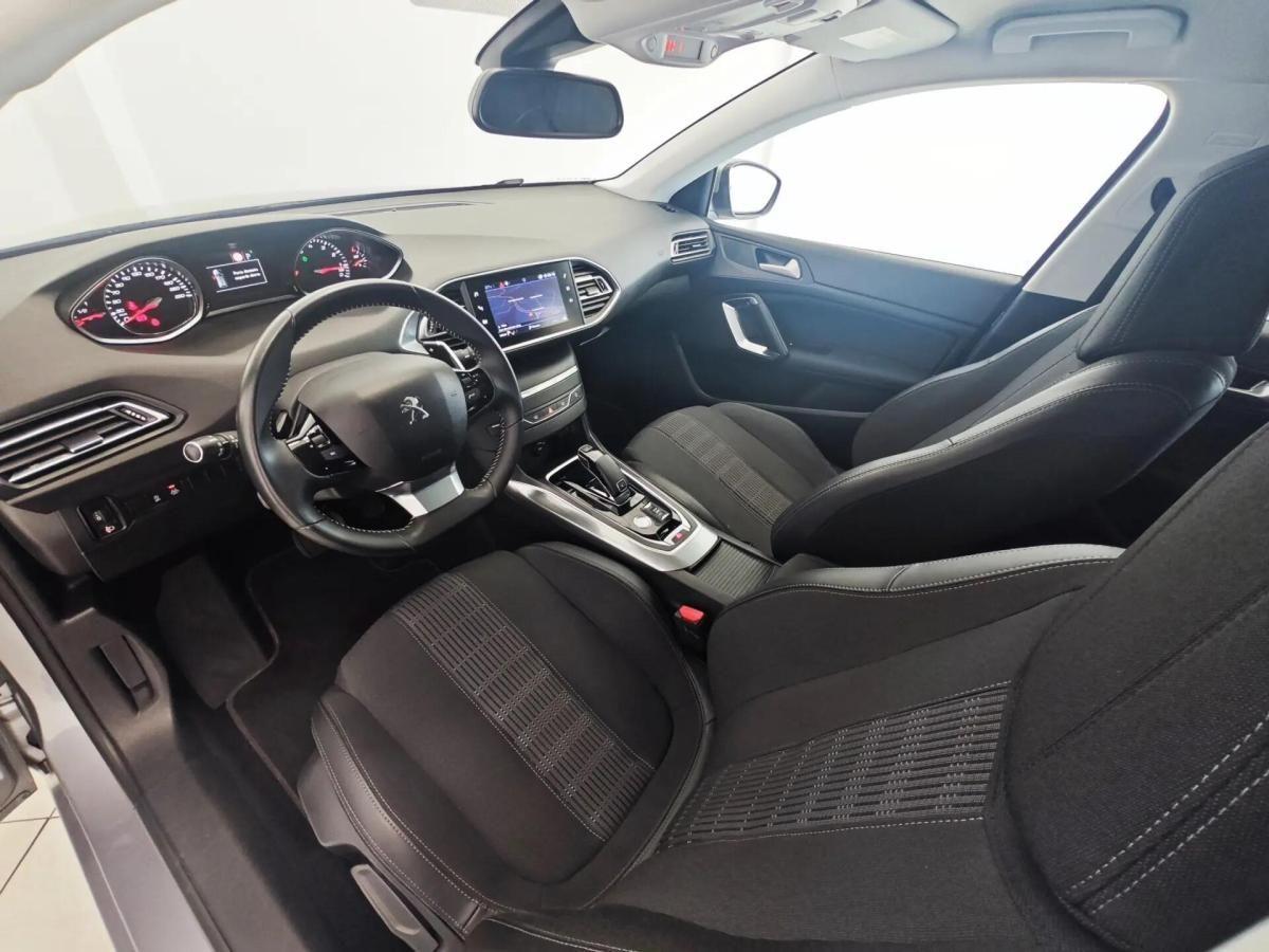 peugeot-308-2019-gasolina-1199cc