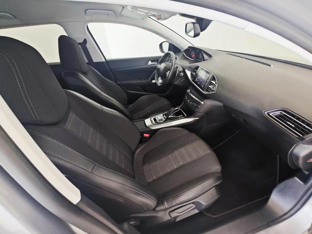 peugeot-308-2019-gasolina-1199cc