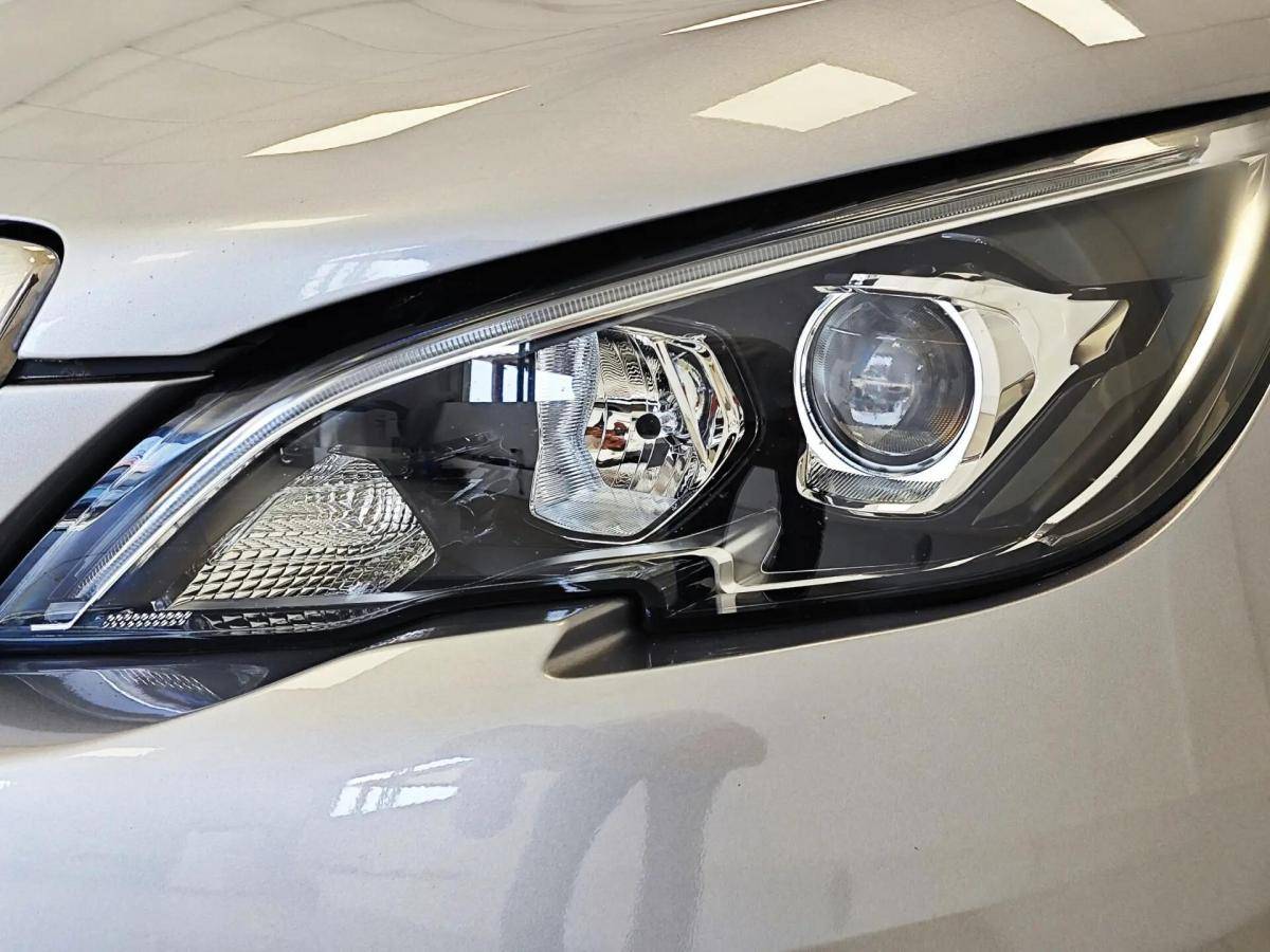 peugeot-308-2019-gasolina-1199cc