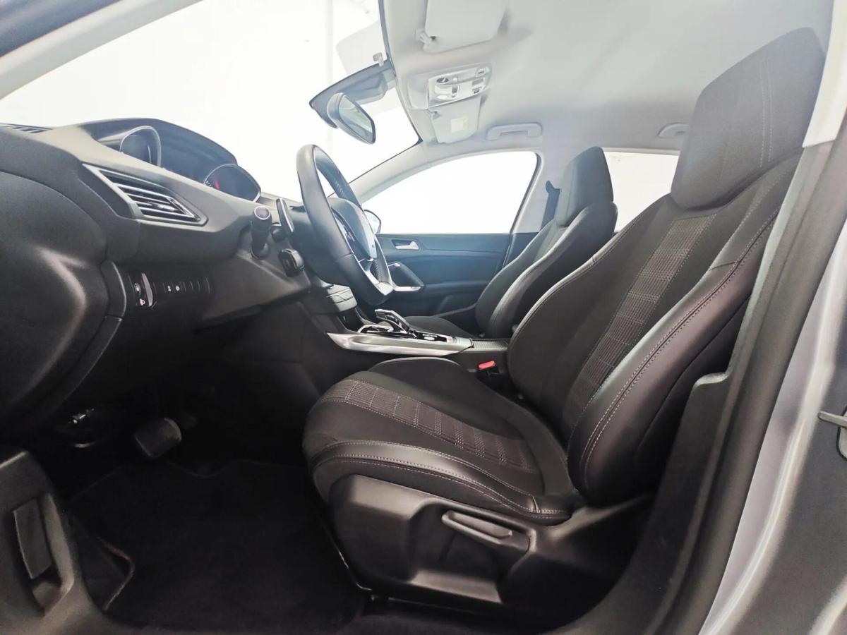 peugeot-308-2019-gasolina-1199cc