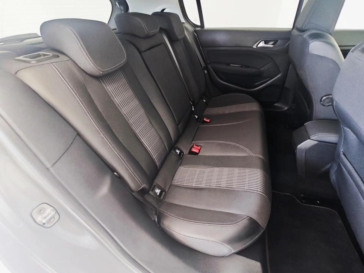 peugeot-308-2019-gasolina-1199cc