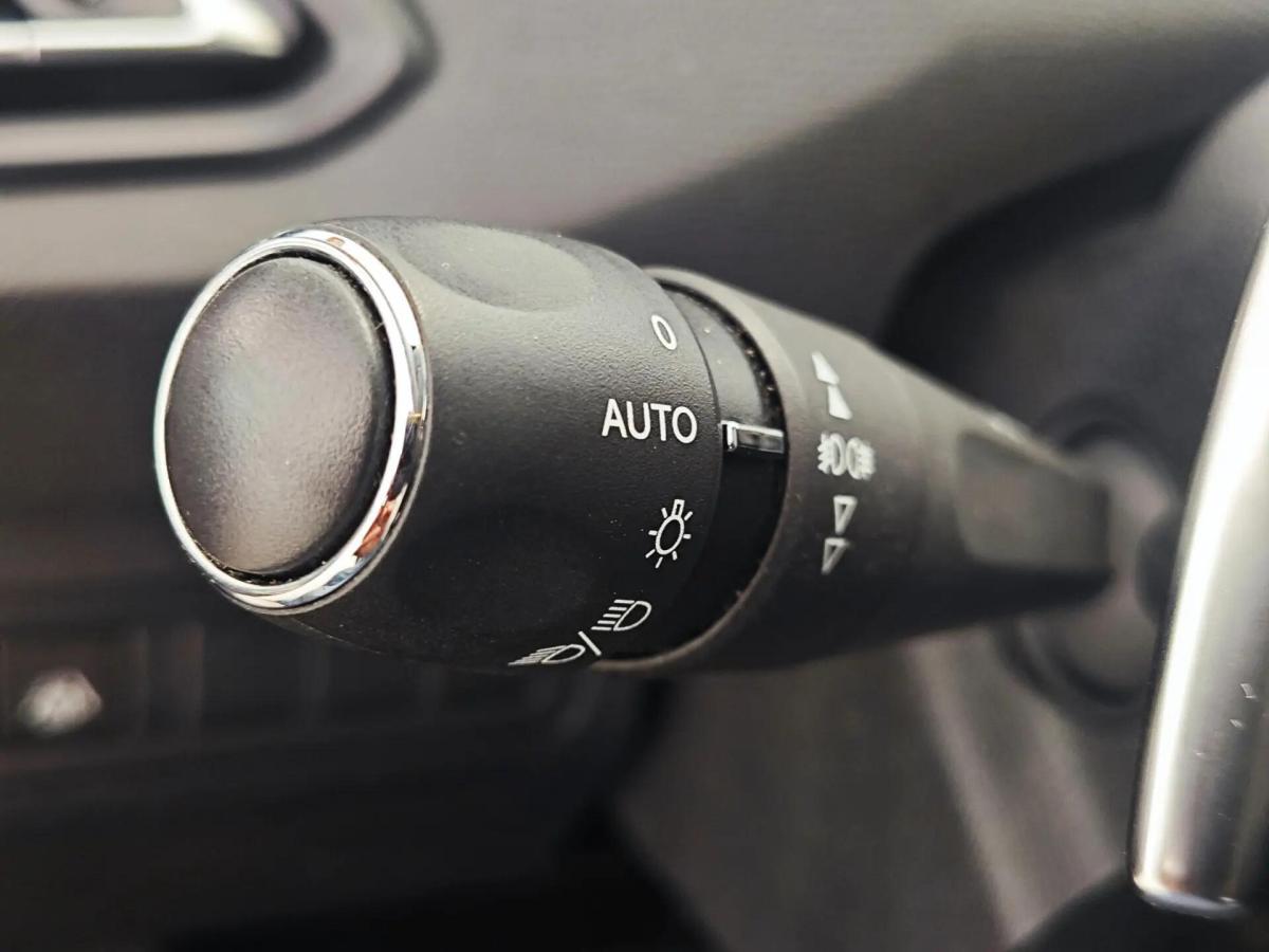 peugeot-308-2019-gasolina-1199cc