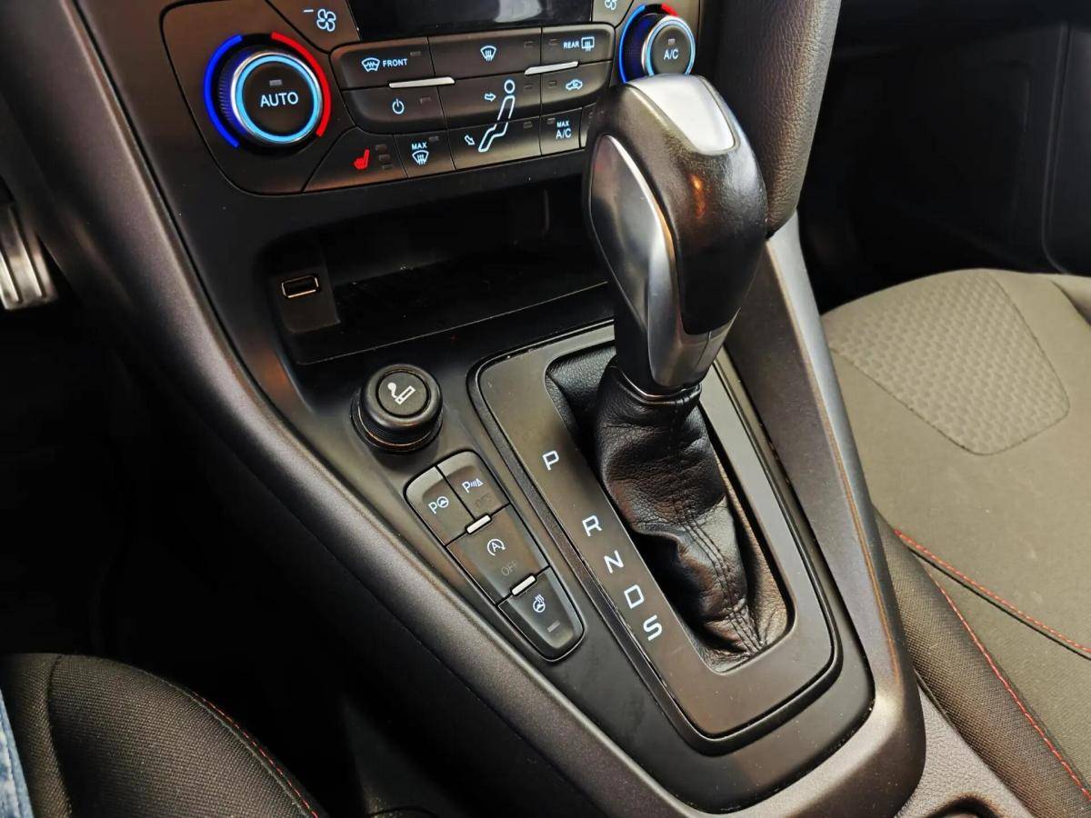 ford-focus-2018-gasolina-998cc