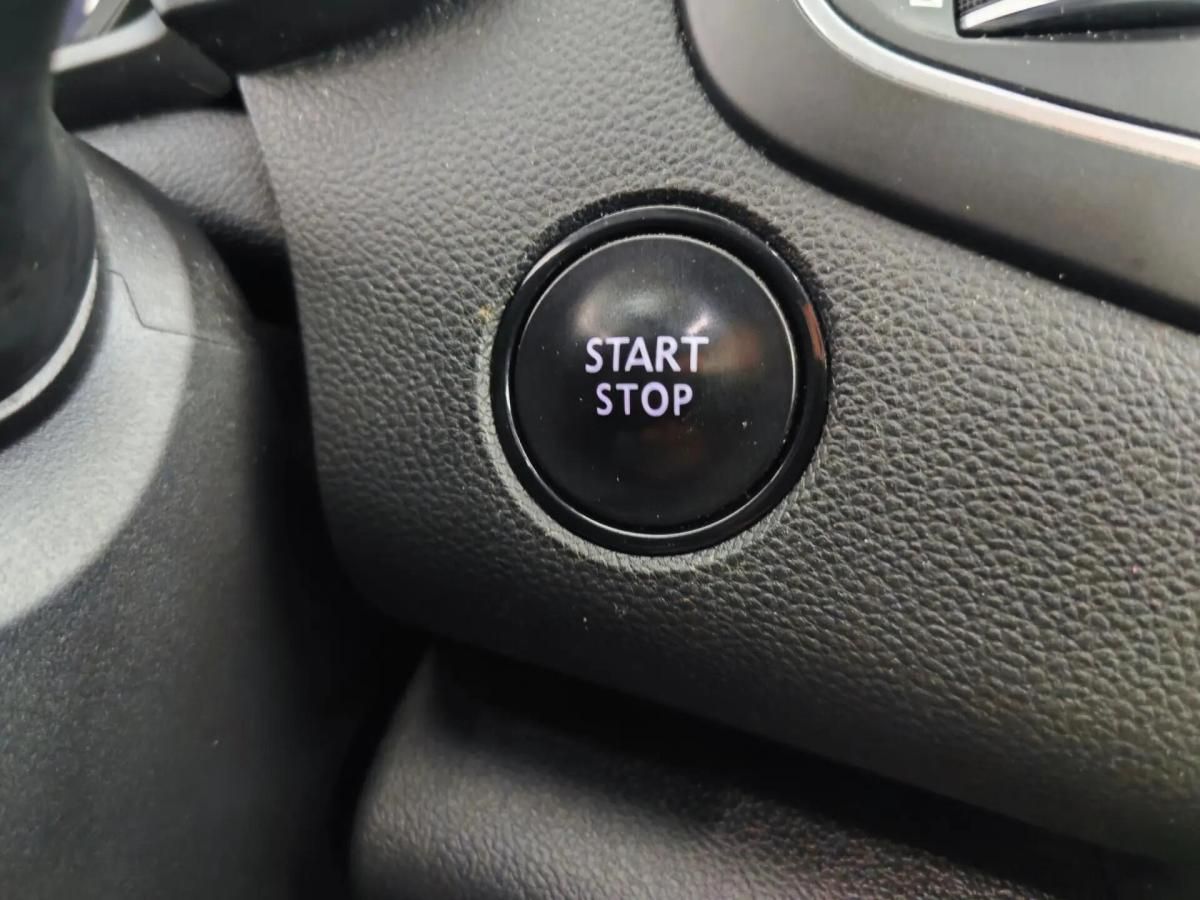 renault-megane-2017-gasolina-1197cc