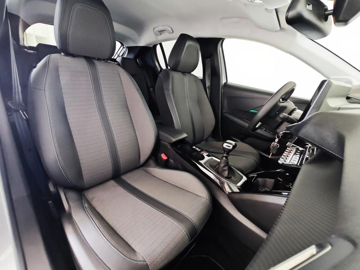peugeot-208-2023-gasolina-1199cc