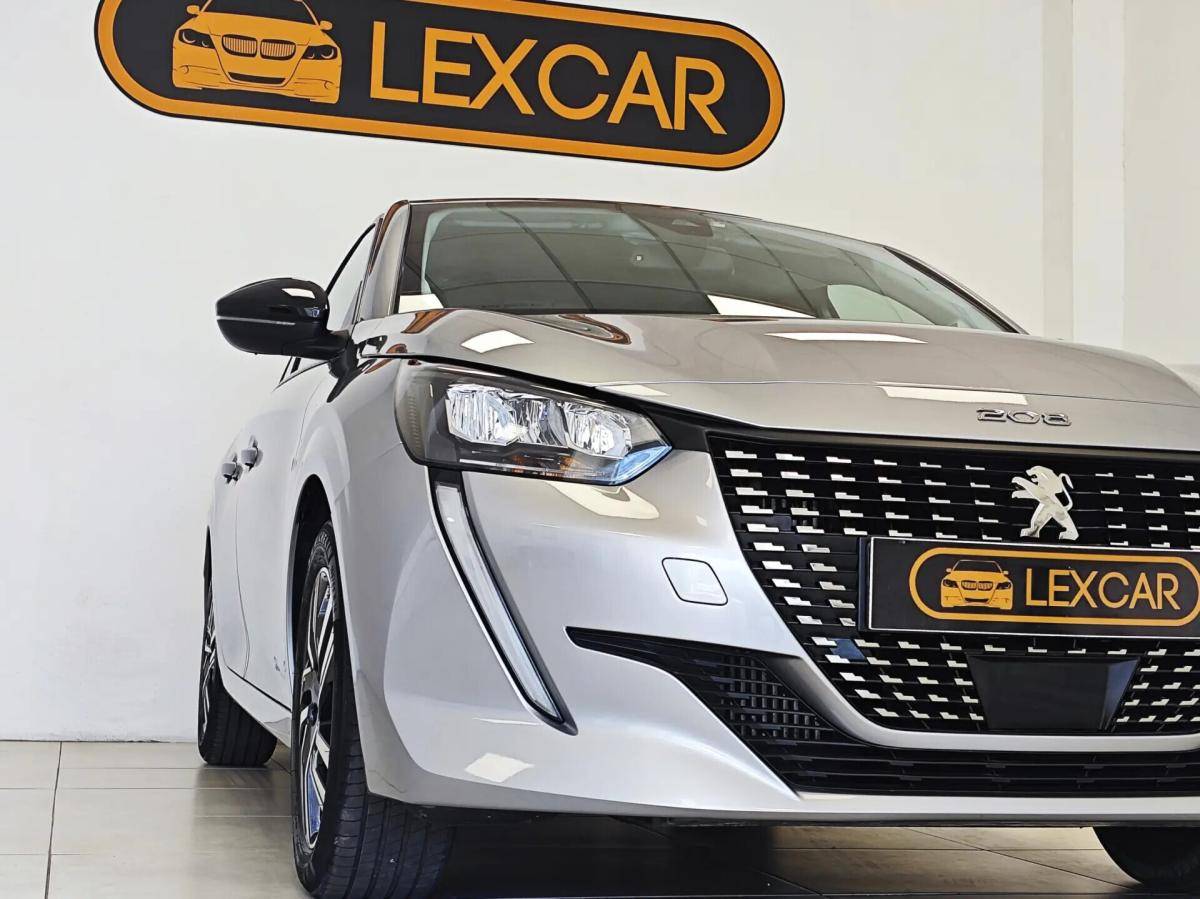 peugeot-208-2023-gasolina-1199cc