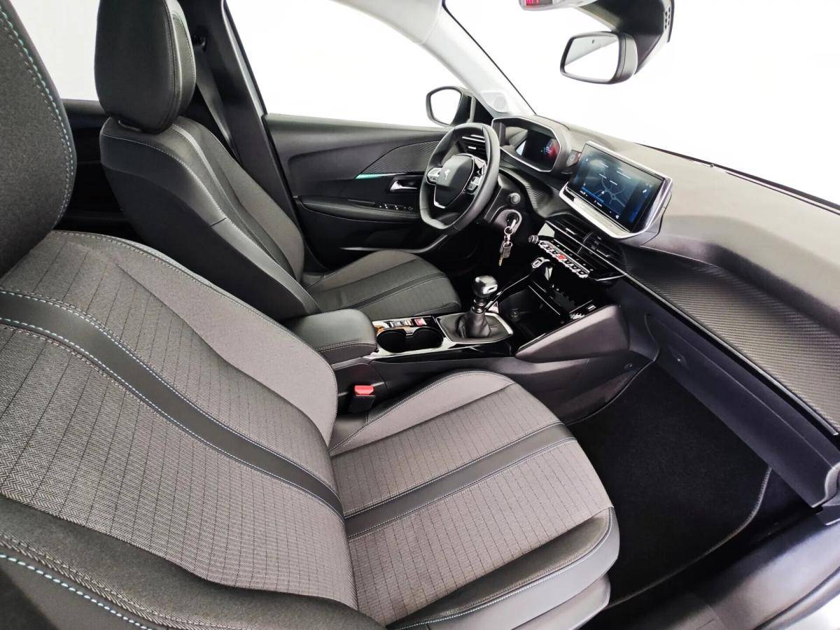 peugeot-208-2023-gasolina-1199cc