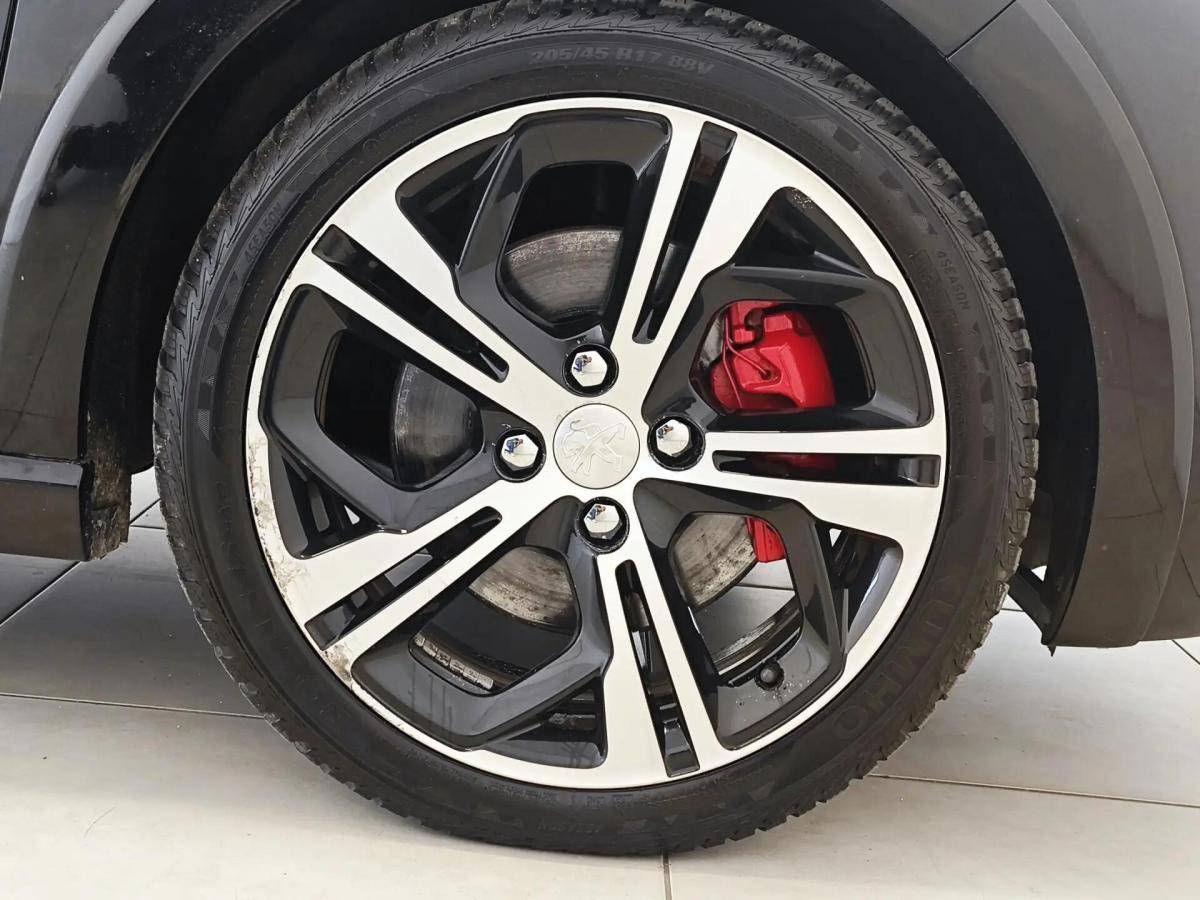 peugeot-208-2013-gasolina-1598cc