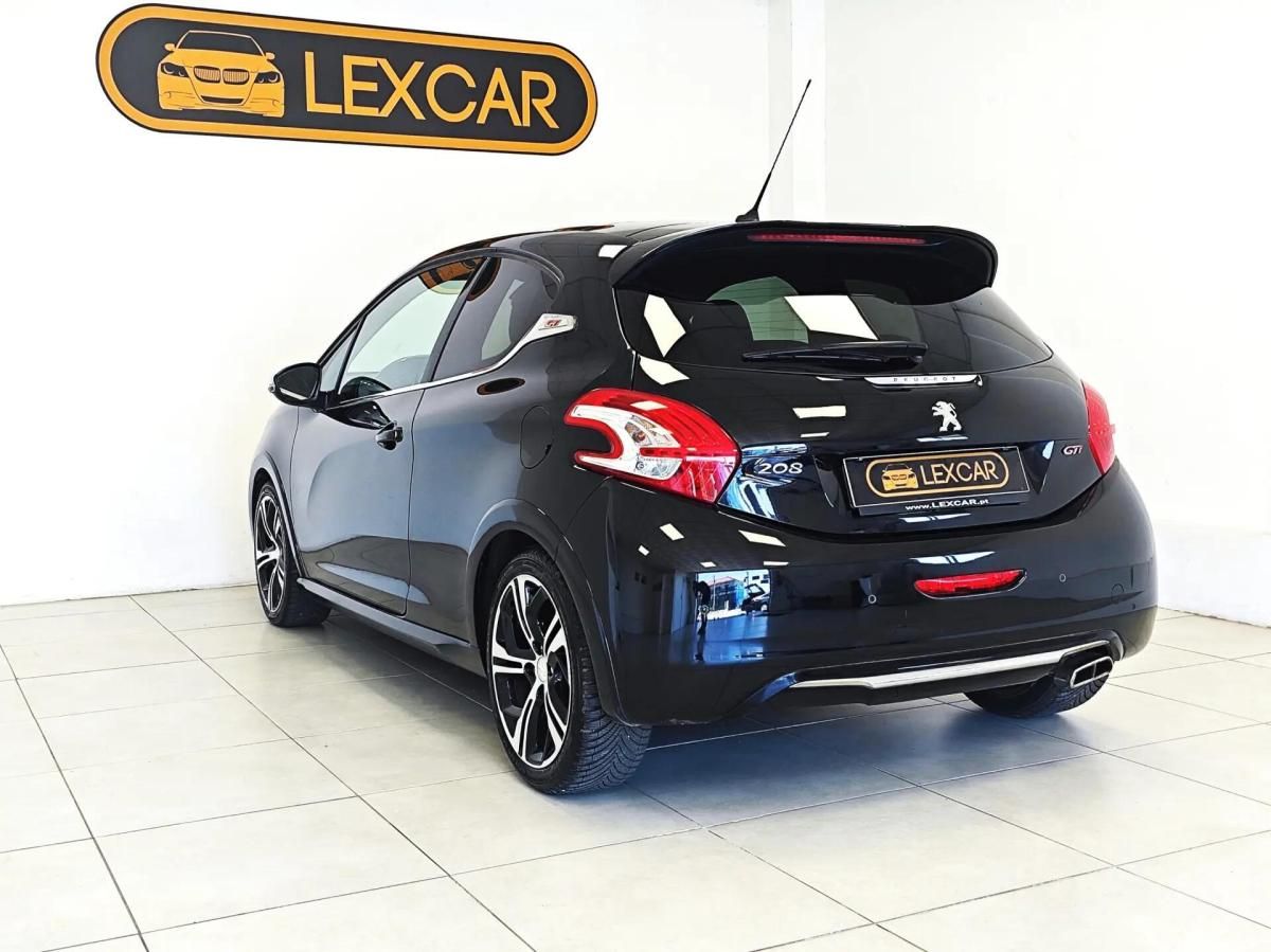 peugeot-208-2013-gasolina-1598cc