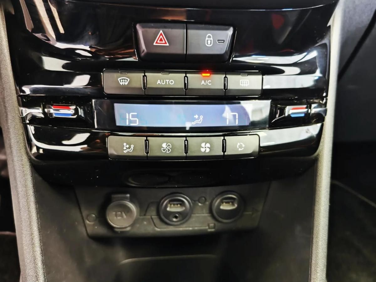 peugeot-208-2013-gasolina-1598cc