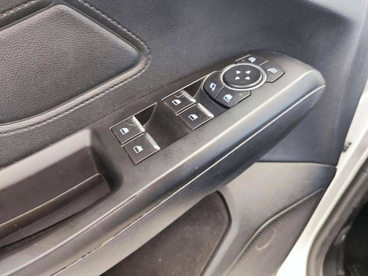 ford-focus-2019-gasolina-998cc