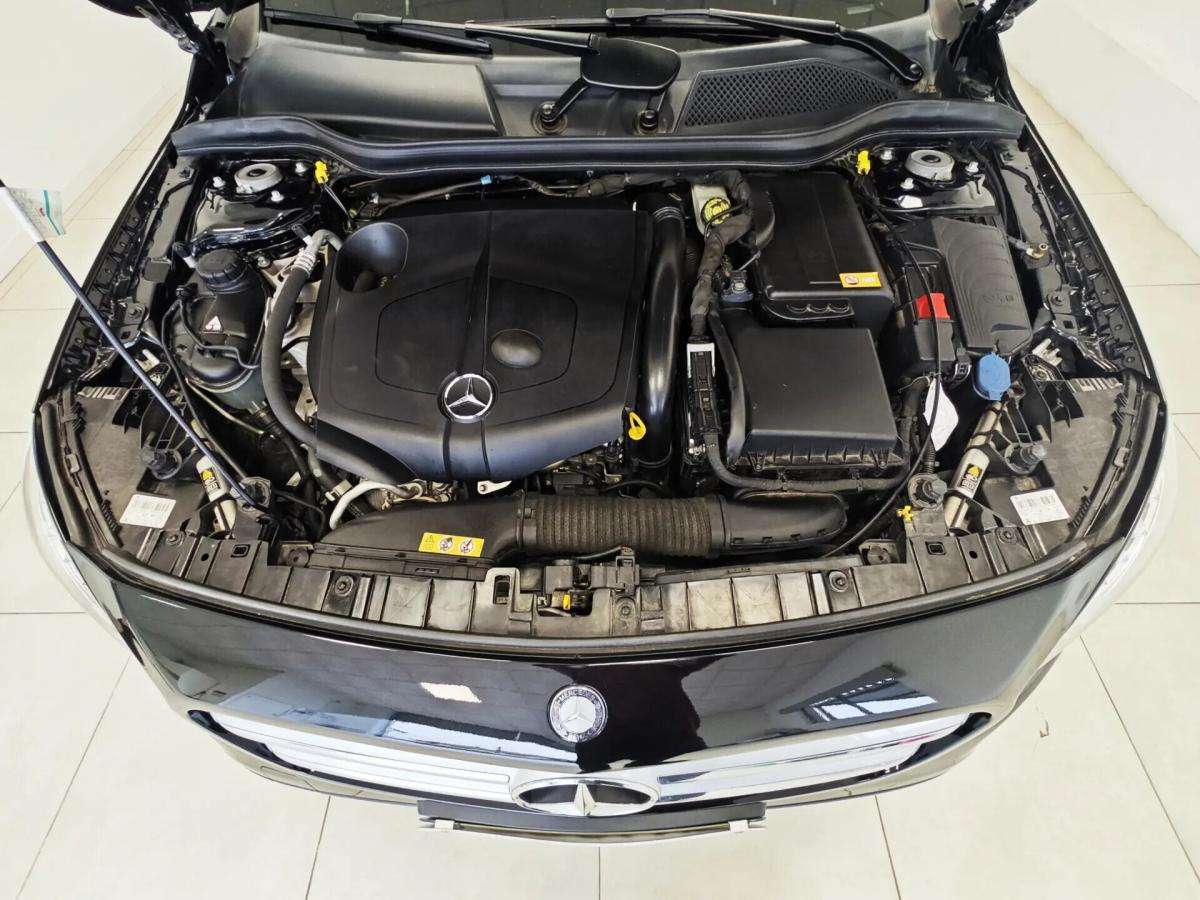 mercedes-benz-gla-200-cdi-2014-diesel-2143cc