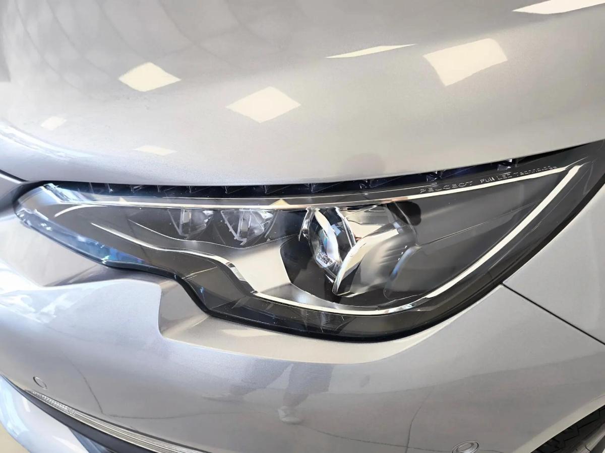 peugeot-308-2019-gasolina-1199cc