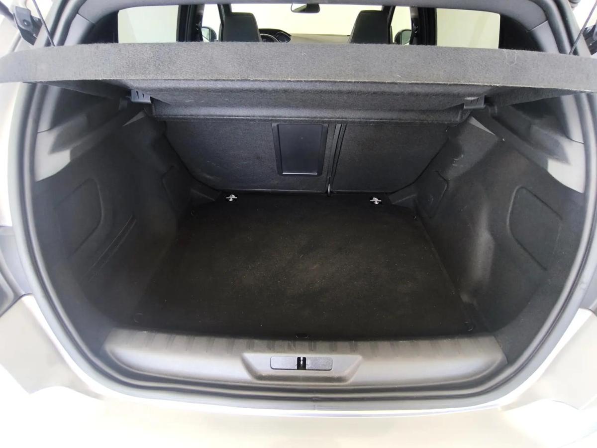 peugeot-308-2019-gasolina-1199cc