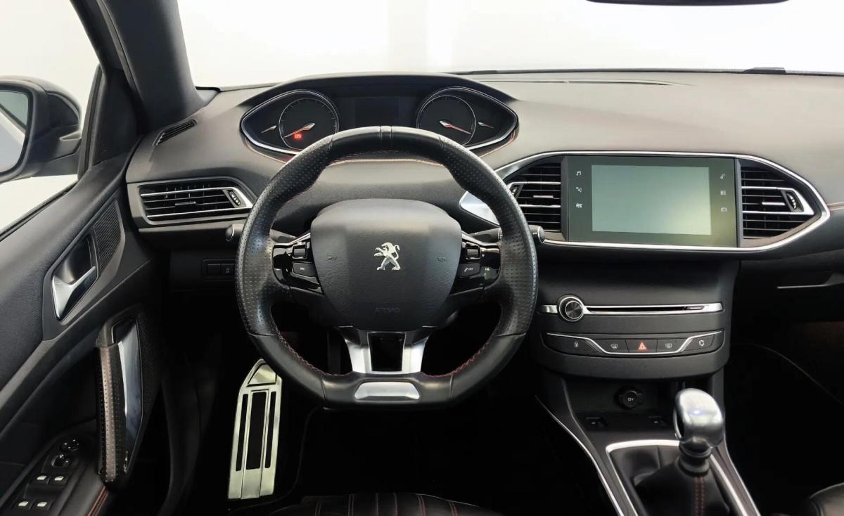 peugeot-308-2019-gasolina-1199cc