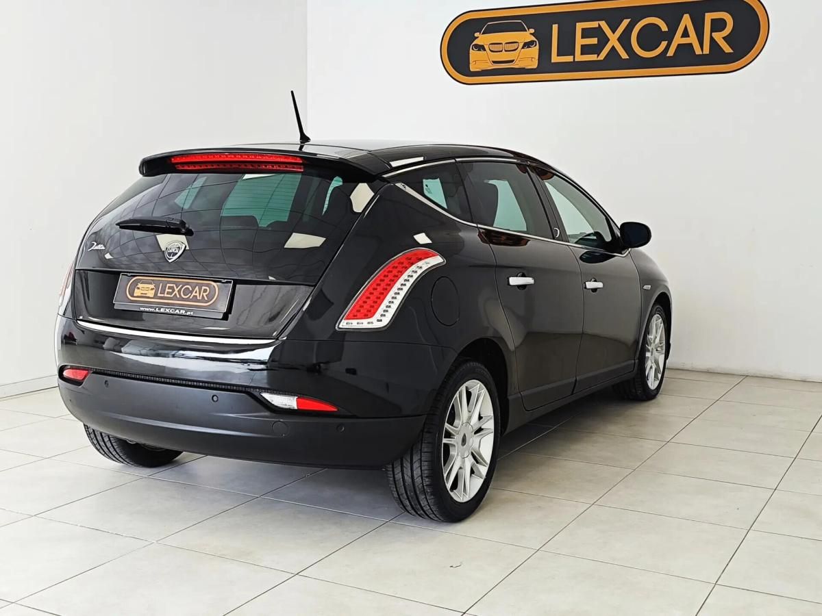 lancia-delta-2008-diesel-1598cc