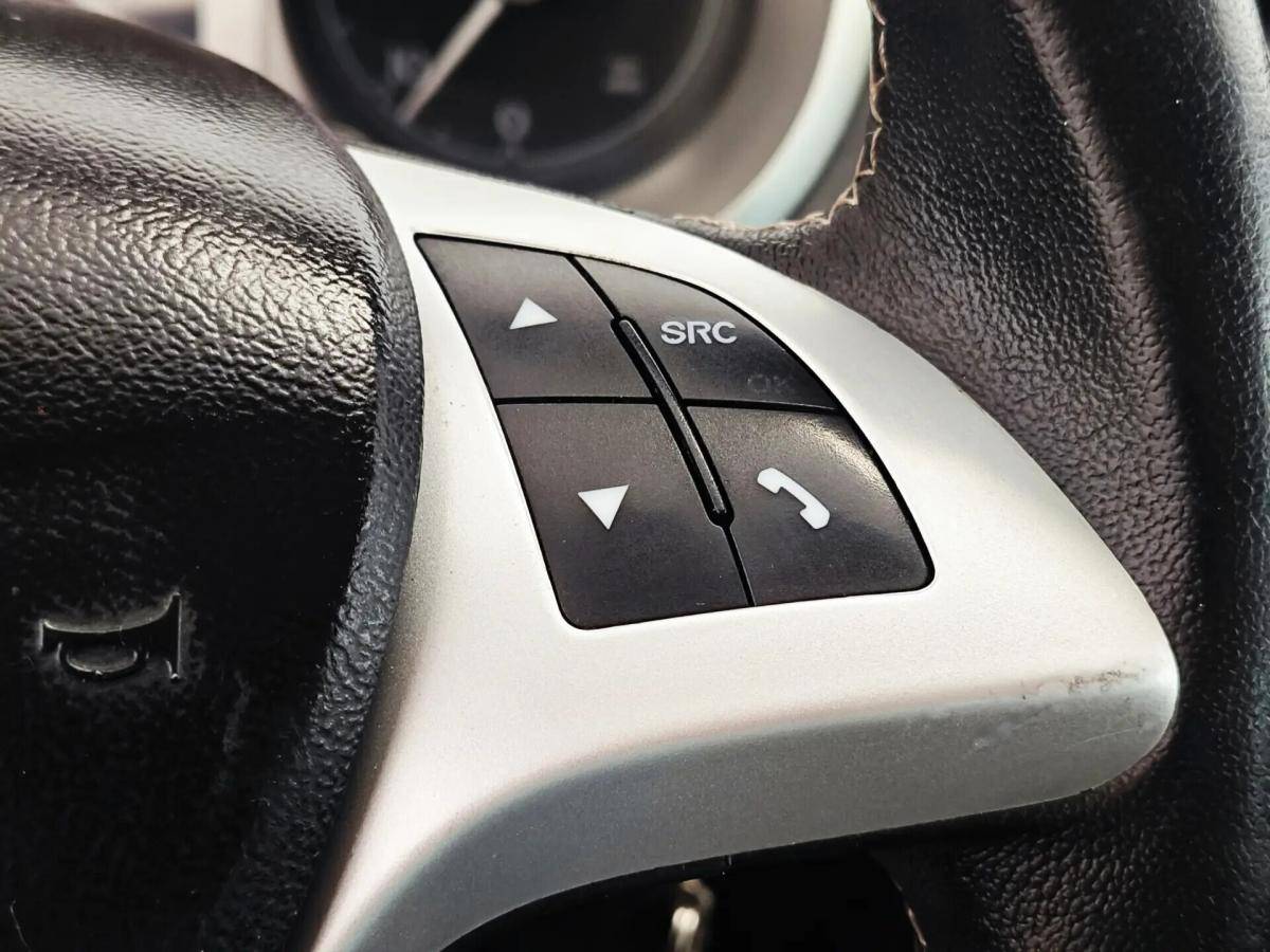 lancia-delta-2008-diesel-1598cc
