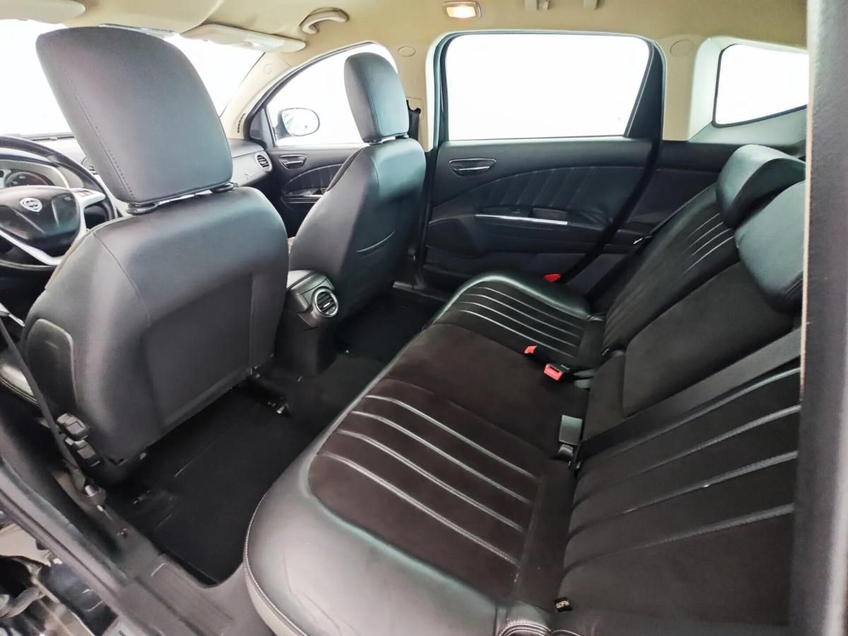 lancia-delta-2008-diesel-1598cc