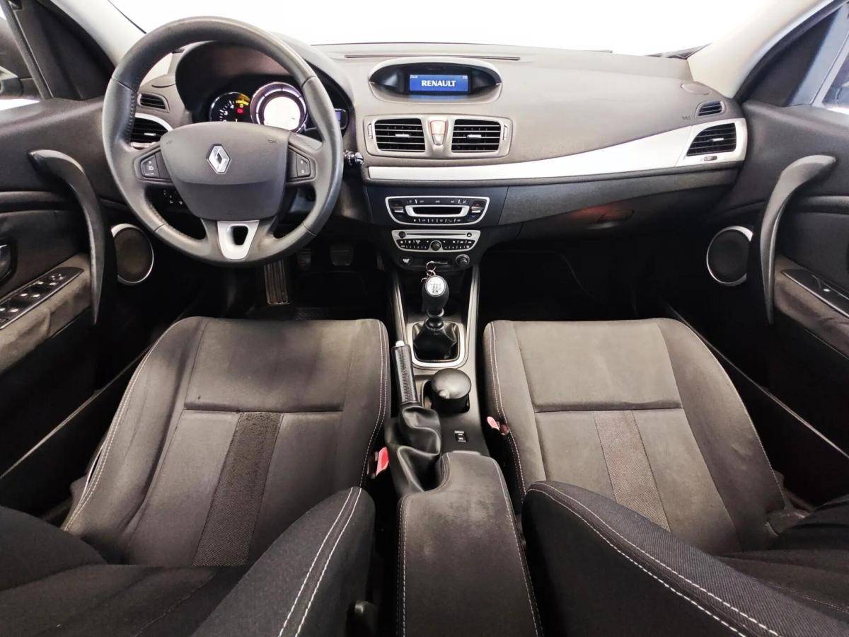 renault-megane-sport-tourer-2010-diesel-1461cc