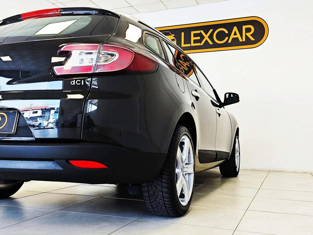 renault-megane-sport-tourer-2010-diesel-1461cc