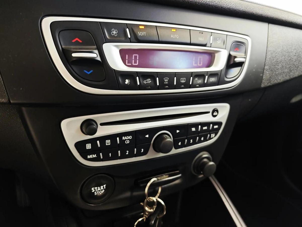 renault-megane-sport-tourer-2010-diesel-1461cc