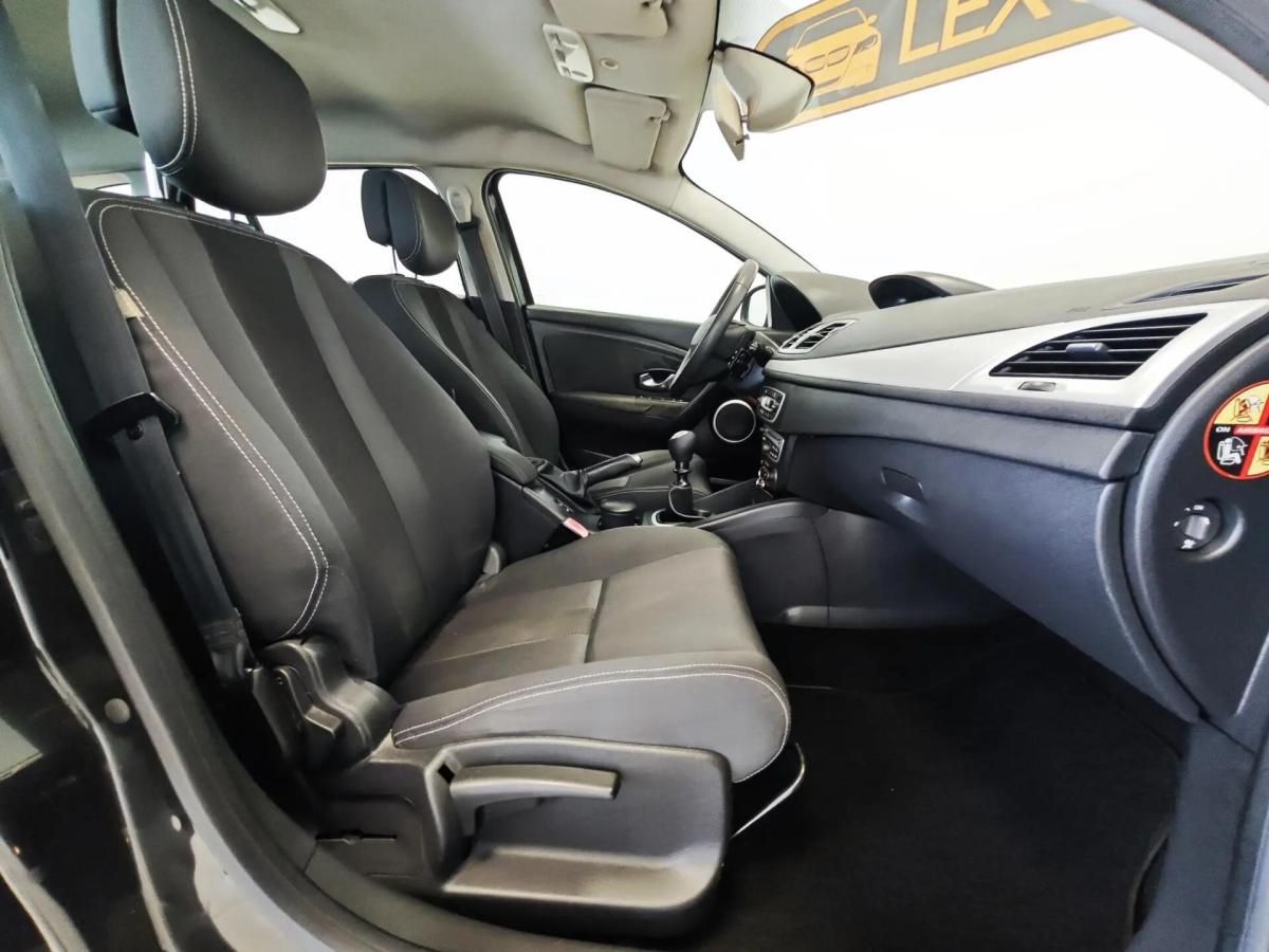 renault-megane-sport-tourer-2010-diesel-1461cc