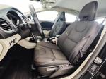 volvo-v40-cross-country-2014-diesel-1560cc