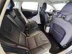 volvo-v40-cross-country-2014-diesel-1560cc