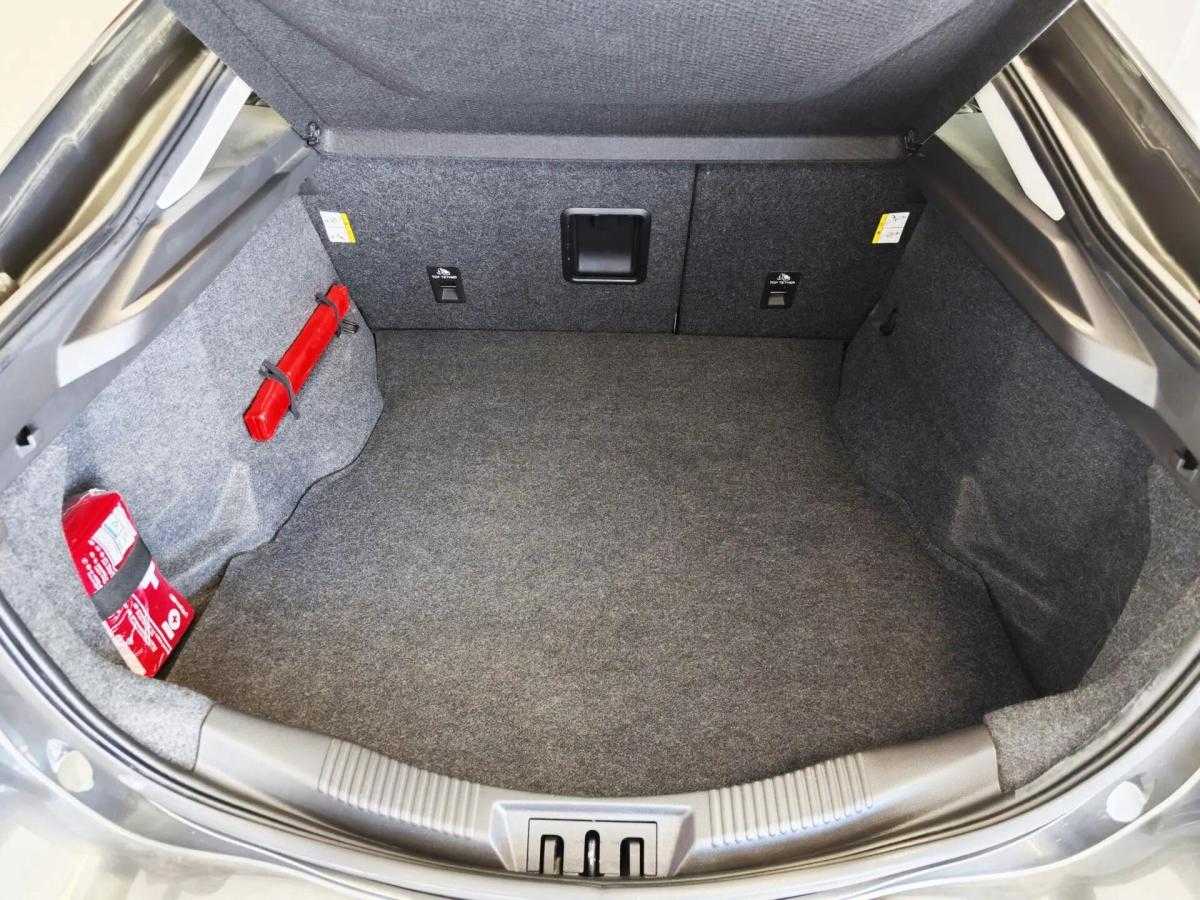 ford-mondeo-2016-gasolina-998cc