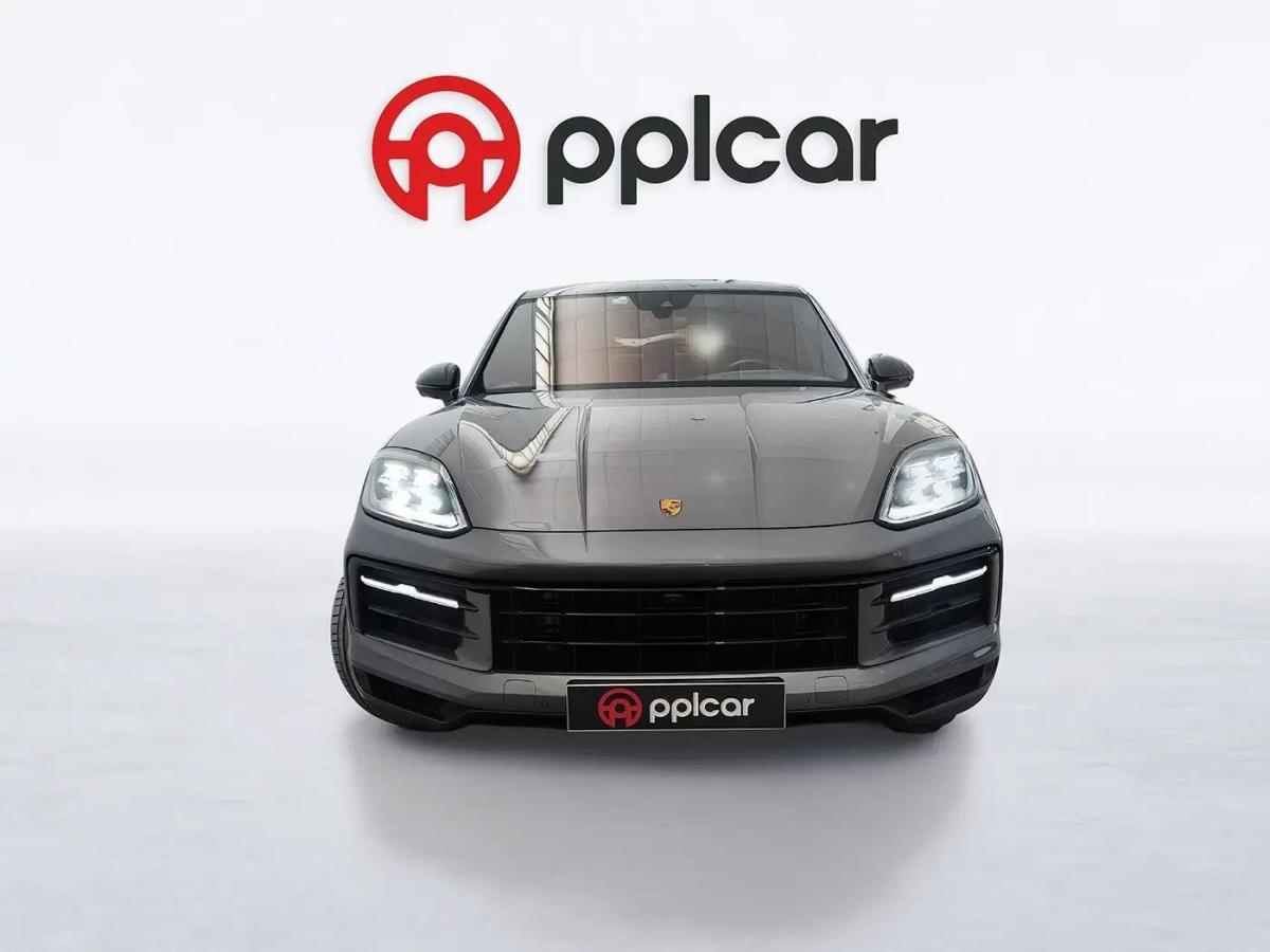 porsche-cayenne-2025-hibrido-a-gasolina-2995cc