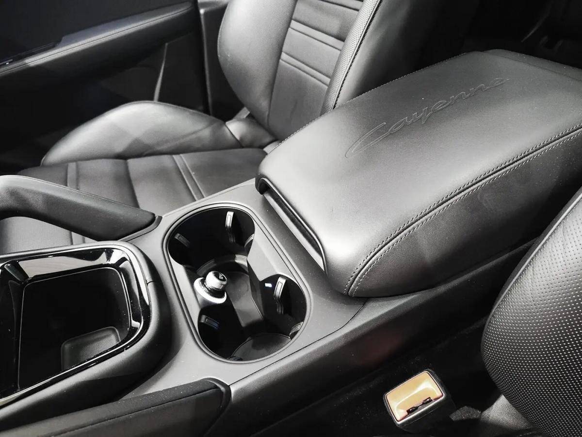porsche-cayenne-2025-hibrido-a-gasolina-2995cc