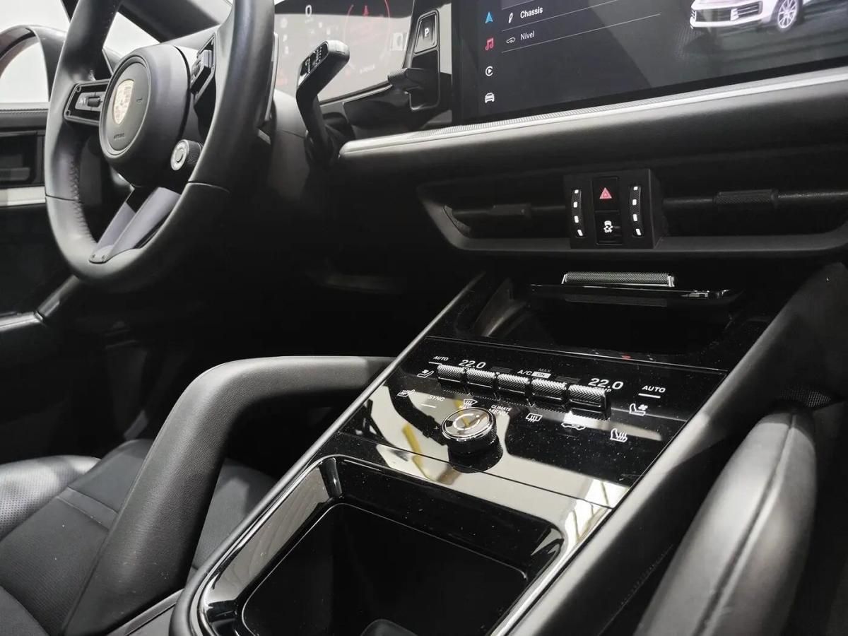 porsche-cayenne-2025-hibrido-a-gasolina-2995cc
